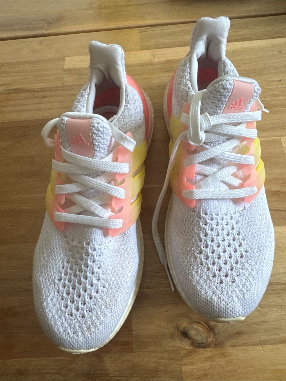 adidas Women’s White Knit Running Shoes with Pink and Yellow Cage women 7